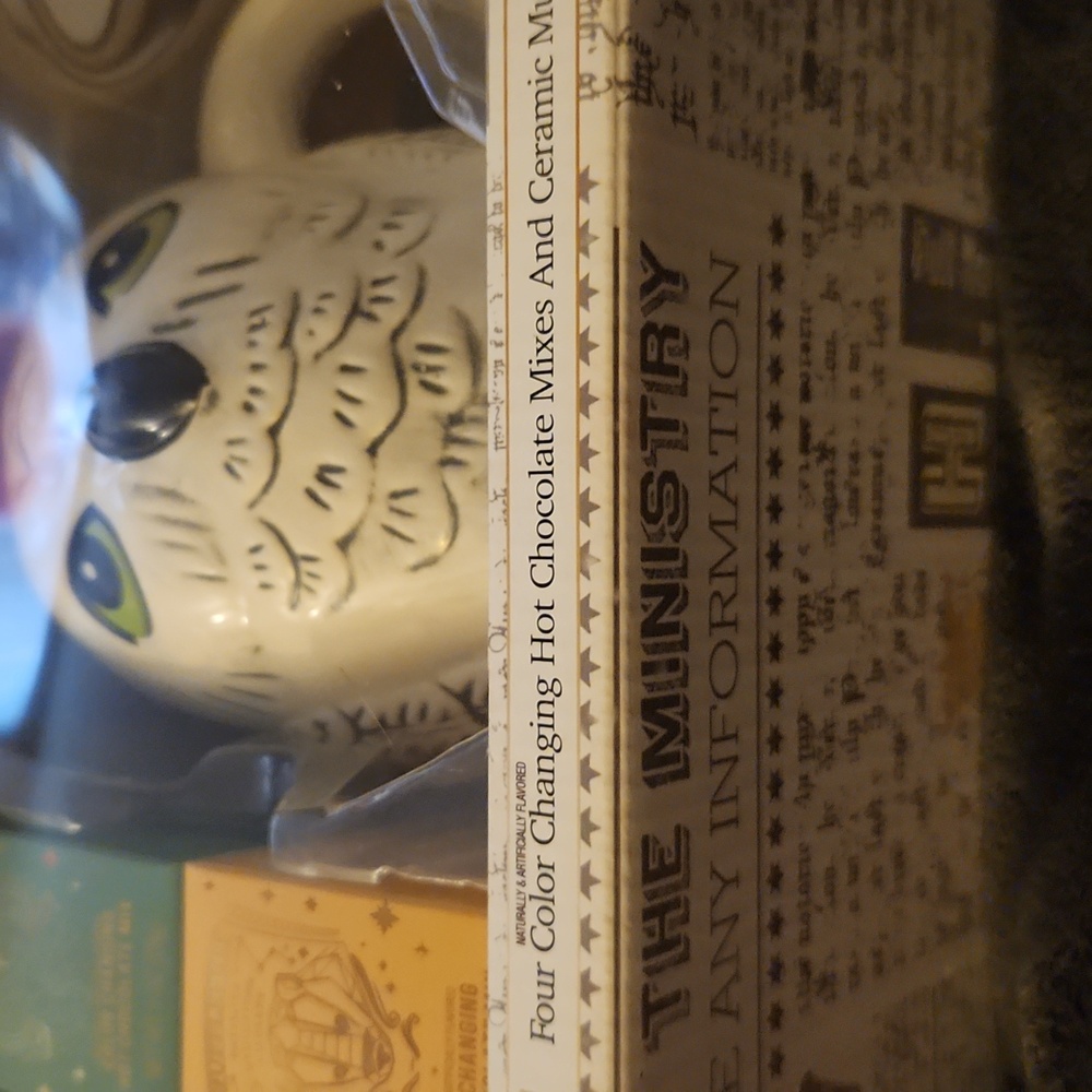 Harry Potter Ceramic Mug and Hot chocolate set - Picture 2 of 3